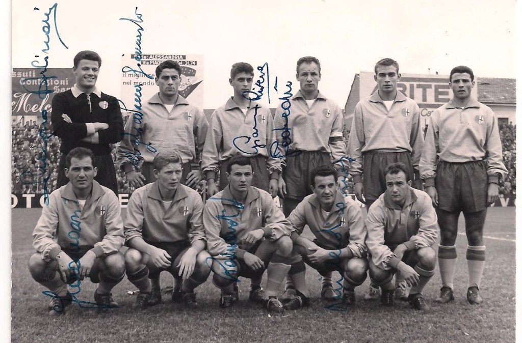 Alessandria 1959-60. In piedi da sinistra: Arbizzani, Migliavacca, Rivera, Pedroni, Filini, Girardo. Accosciati: Giacomazzi, Maccacaro, Raimondi, Snidero, Tacchi.