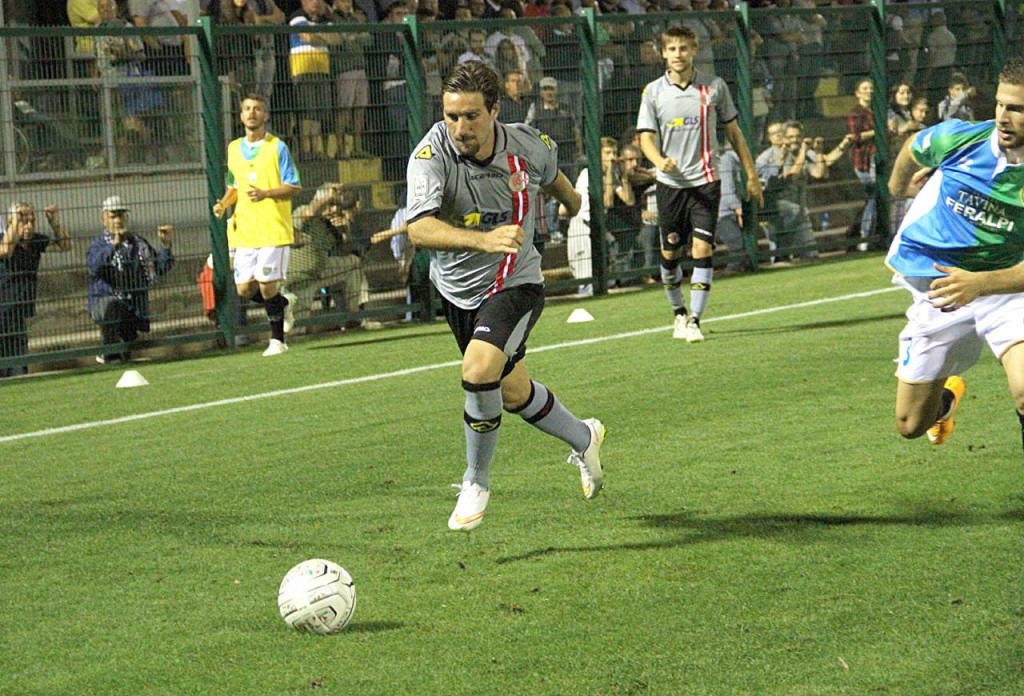 Iunco autore del gol del vantaggio grigio.