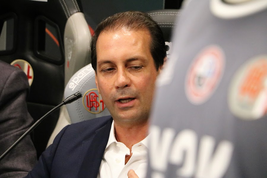 “Guardiamo più al futuro che al passato”