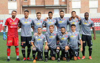 Le radici della tradizione e la voglia di innovare: la nuova maglia dei Grigi