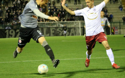 Ai Grigi non riesce la rimonta, vince l’Arezzo